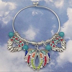 🌼 Angel Wing Heart Charm Silver Bangle Bracelet